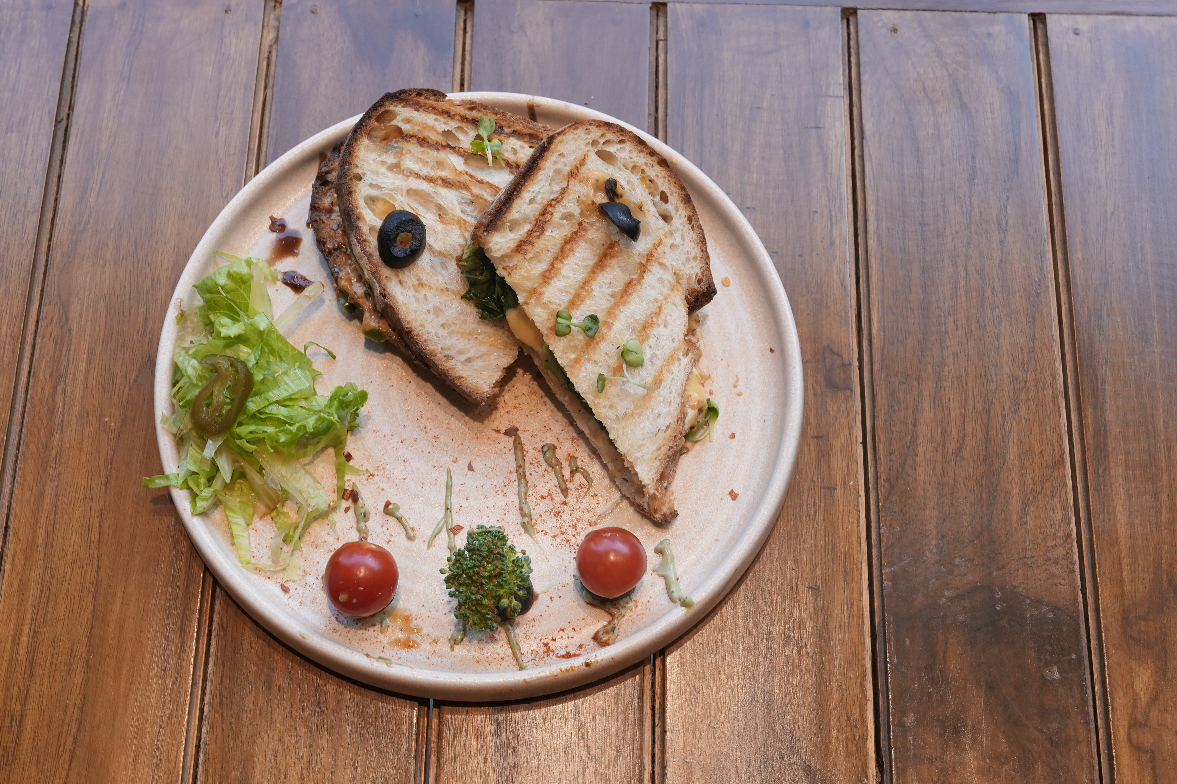 Food plate